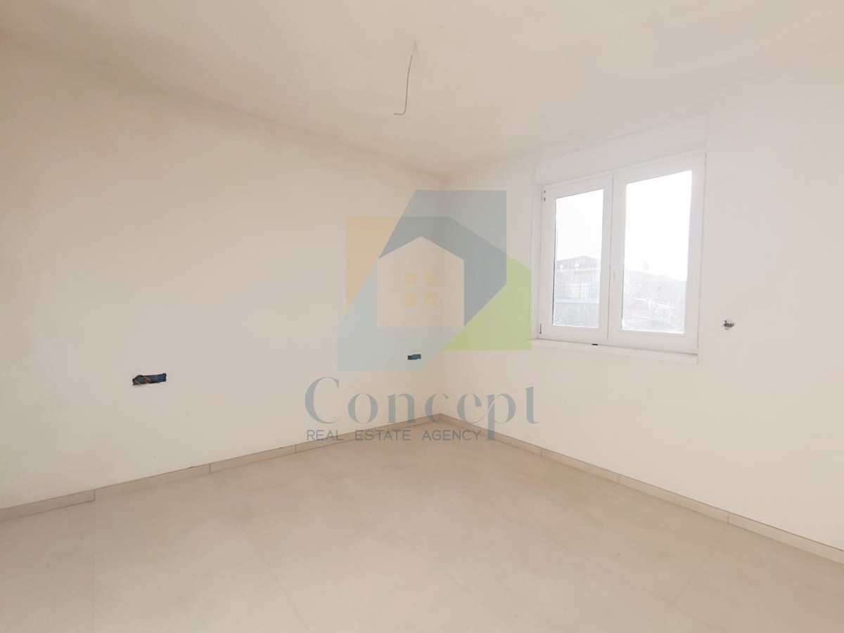 Poreč, dintorni, Appartamento su due piani con tre camere da letto e vista mare