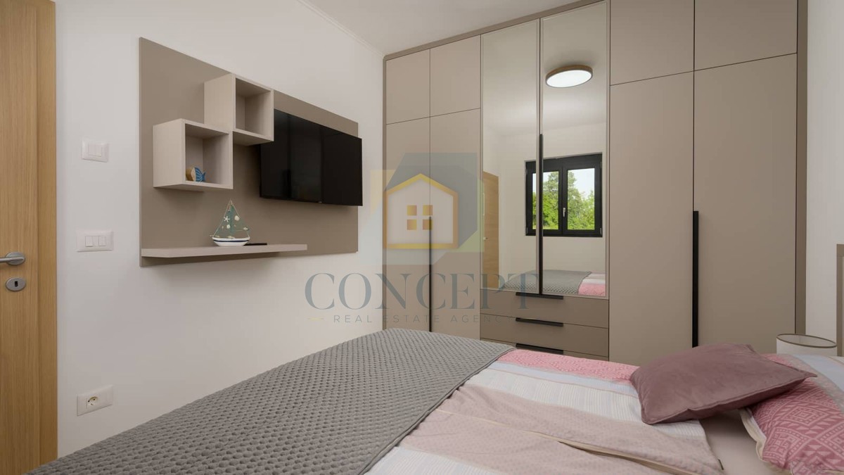 Rovigno, dintorni, Villa indipendente con piscina in posizione tranquilla