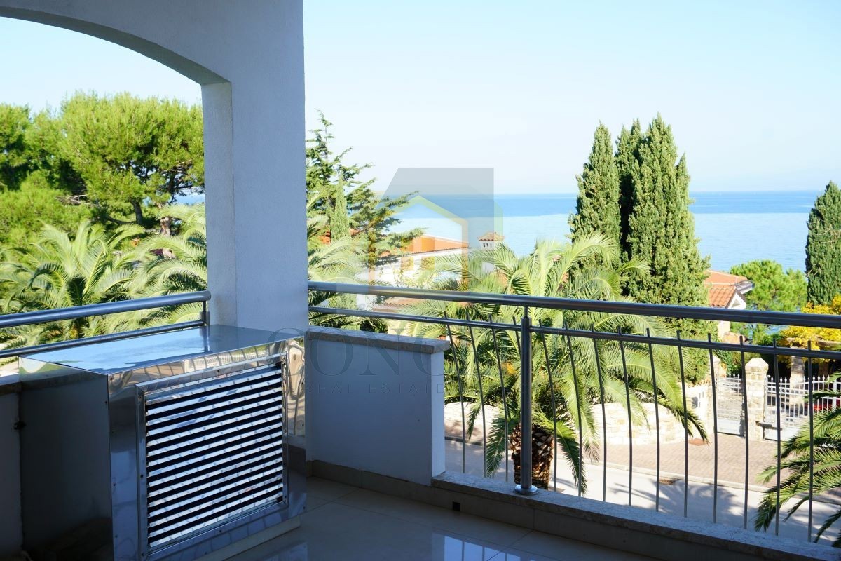 Umag, Crveni Vrh, Appartamento lussuoso e spazioso con due camere da letto nel Skiper Resort, a 50 m dal mare