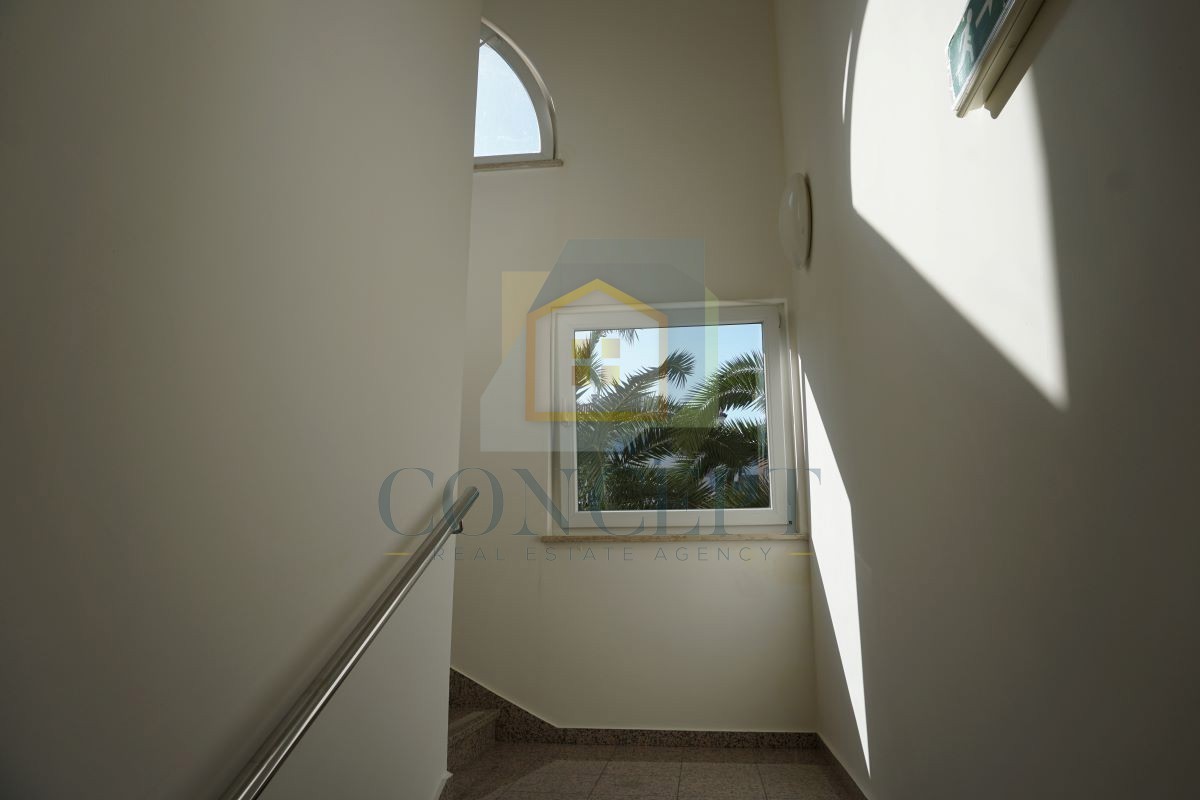 Umag, Crveni Vrh, Appartamento lussuoso e spazioso con due camere da letto nel Skiper Resort, a 50 m dal mare