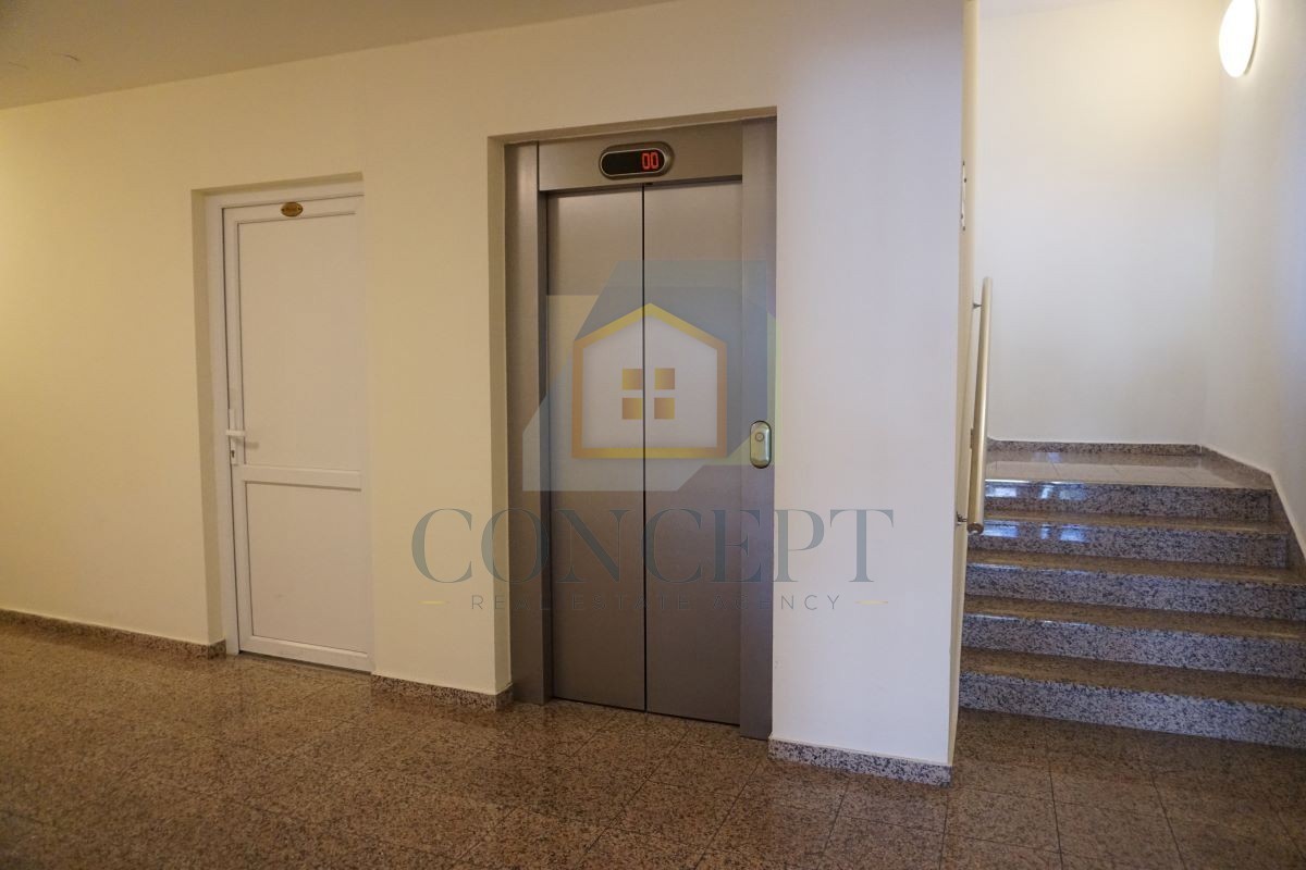 Umag, Crveni Vrh, Appartamento lussuoso e spazioso con due camere da letto nel Skiper Resort, a 50 m dal mare