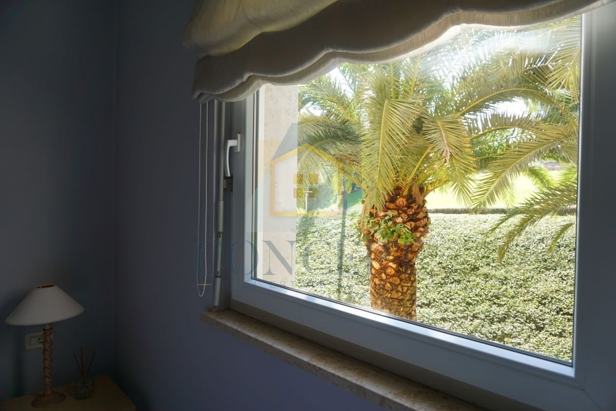 Umag, Crveni Vrh, Appartamento lussuoso e spazioso con due camere da letto nel Skiper Resort, a 50 m dal mare