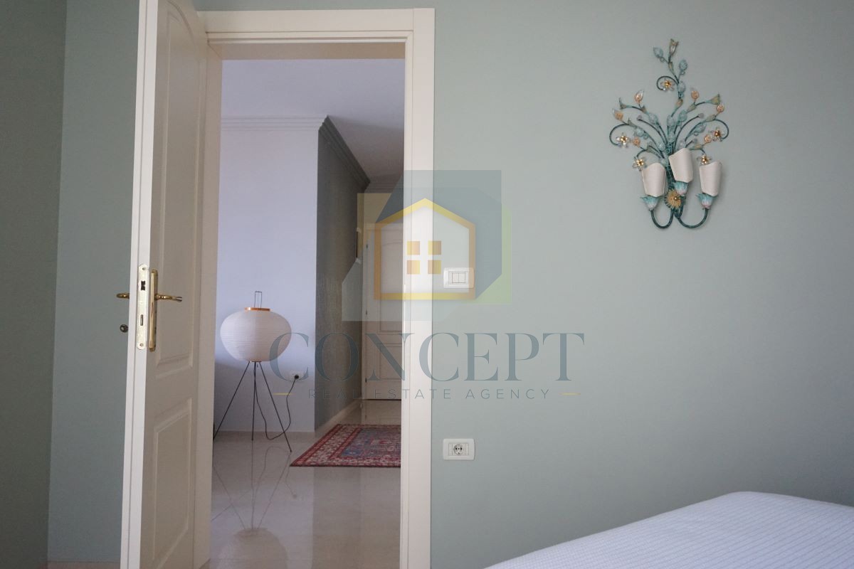 Umag, Crveni Vrh, Appartamento lussuoso e spazioso con due camere da letto nel Skiper Resort, a 50 m dal mare