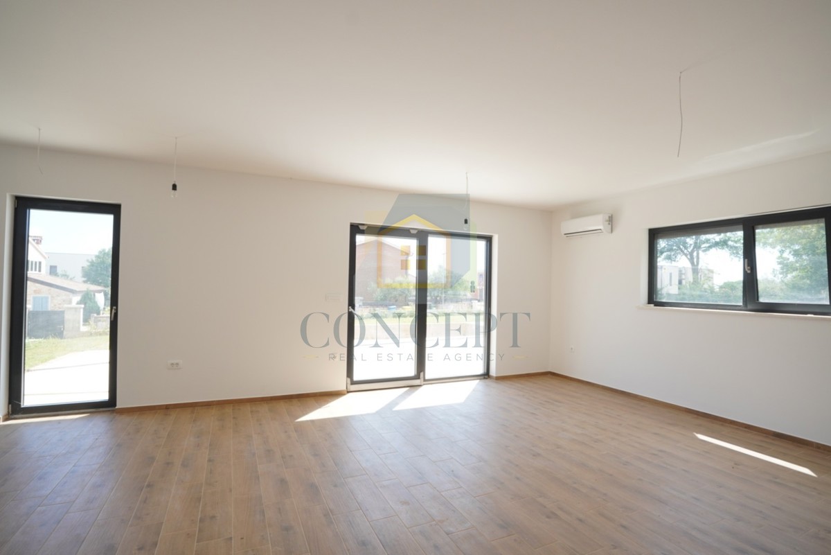 Poreč, dintorni, Moderna doppia casa con piscina, 10 km dal mare