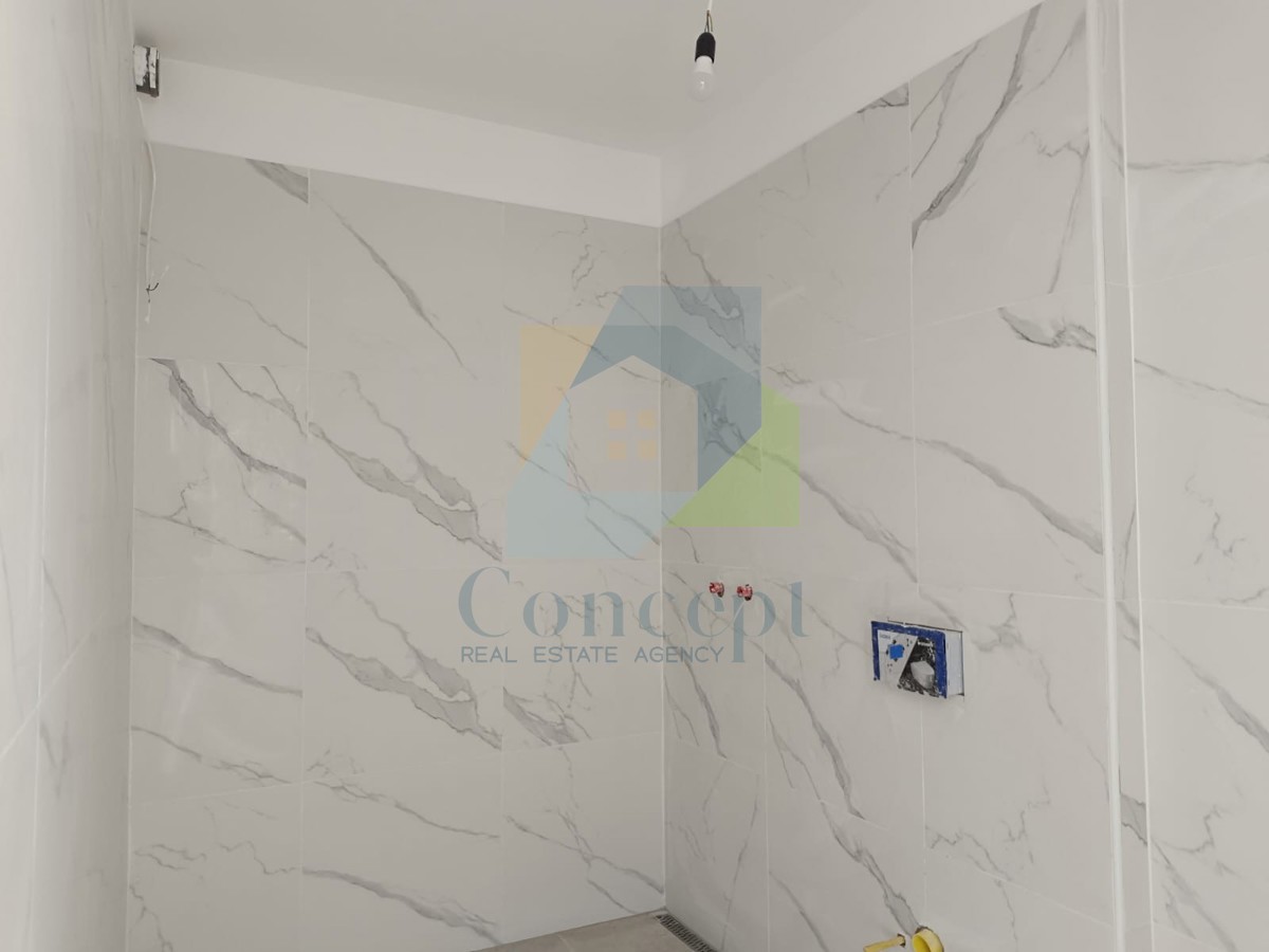 Umag, area, Casa bifamiliare con piscina e vista aperta sul mare a 2 km dal mare