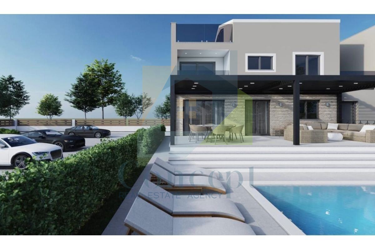 Poreč, dintorni, Casa a schiera con piscina in posizione tranquilla a 11 km dal mare