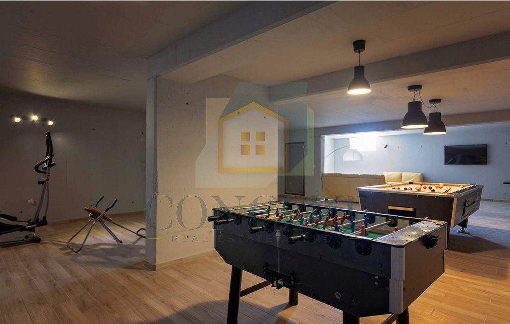 Poreč, dintorni, Splendida villa con 4 camere da letto in una bella posizione, a 15 km dal mare