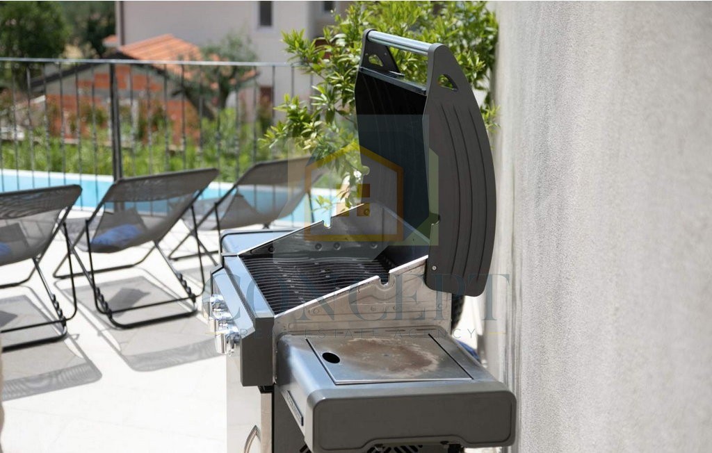 Poreč, dintorni, Splendida villa con 4 camere da letto in una bella posizione, a 15 km dal mare