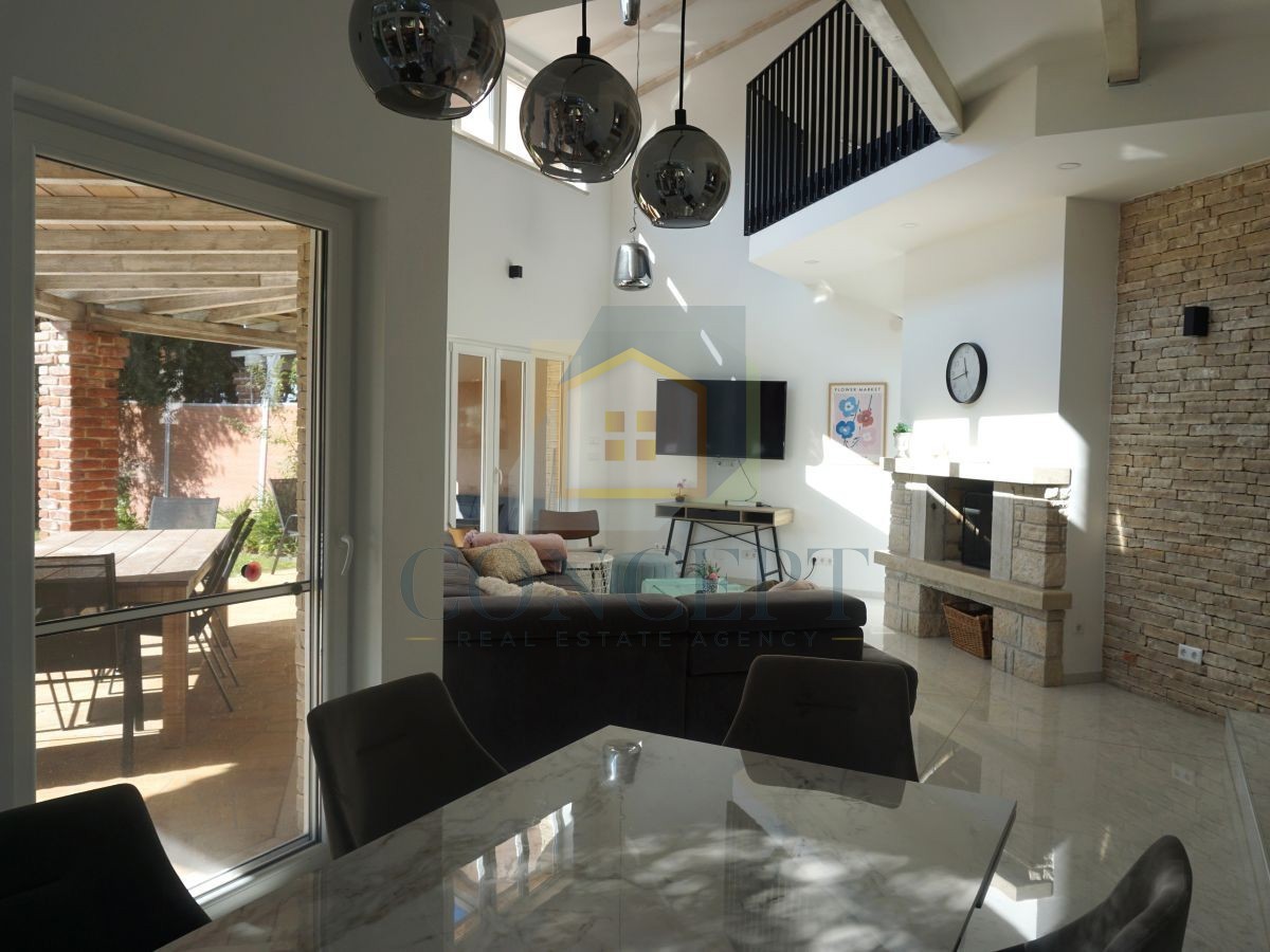 Poreč, Višnjan, dintorni, Casa familiare doppia con piscina, 13 km dal mare