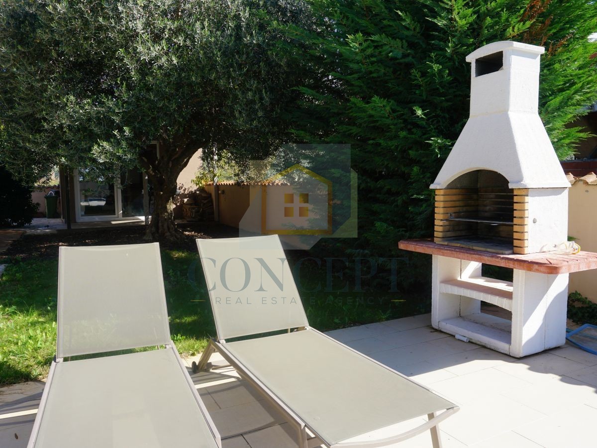 Poreč, Višnjan, dintorni, Casa familiare doppia con piscina, 13 km dal mare