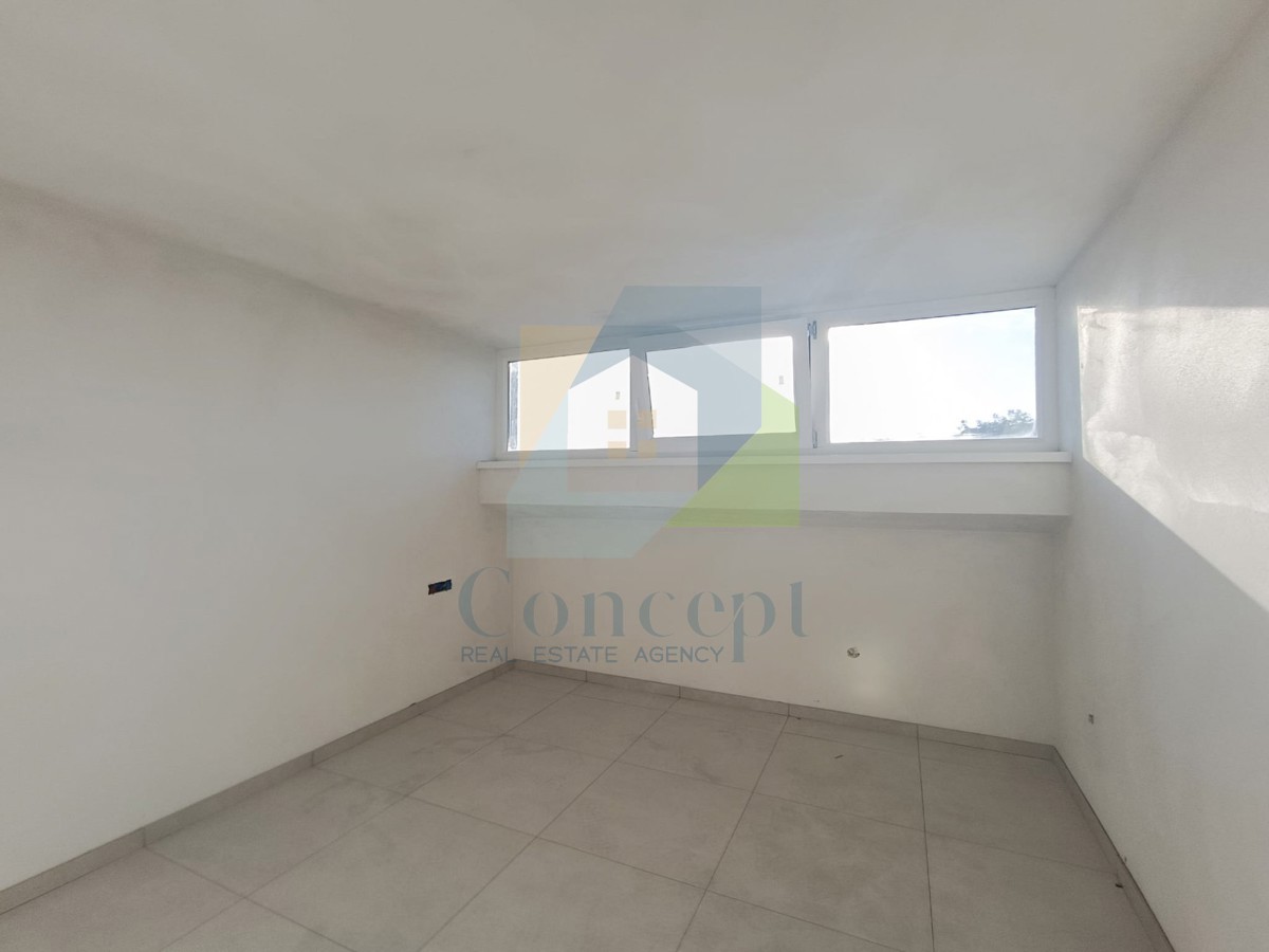 Poreč, dintorni, Appartamento con 3 camere da letto e grande terrazza con vista mare