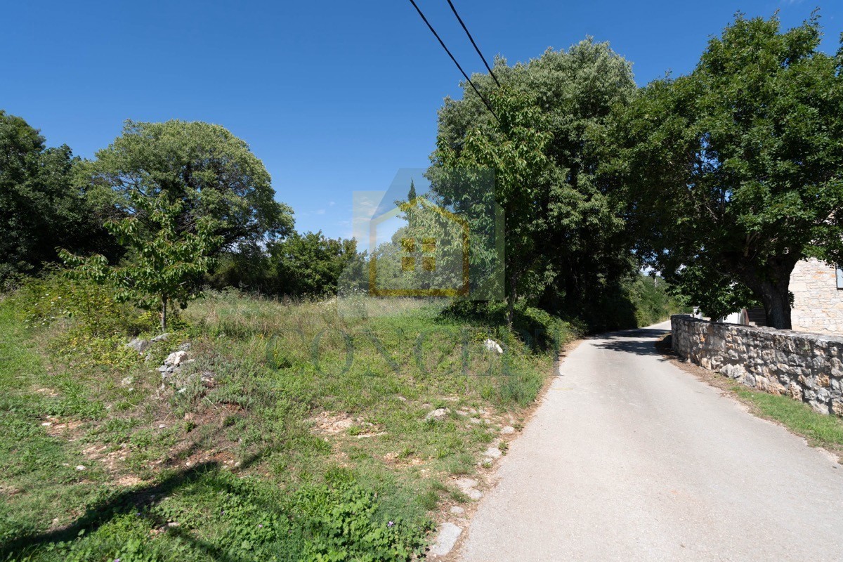 Poreč, dintorni, Terreno edificabile con permesso di costruzione, 15 km dal mare