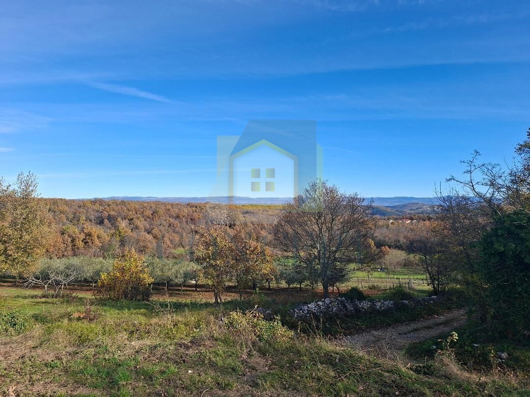 Poreč, Vižinada, dintorni, Terreno edificabile con permesso di costruzione, 17 km dal mare