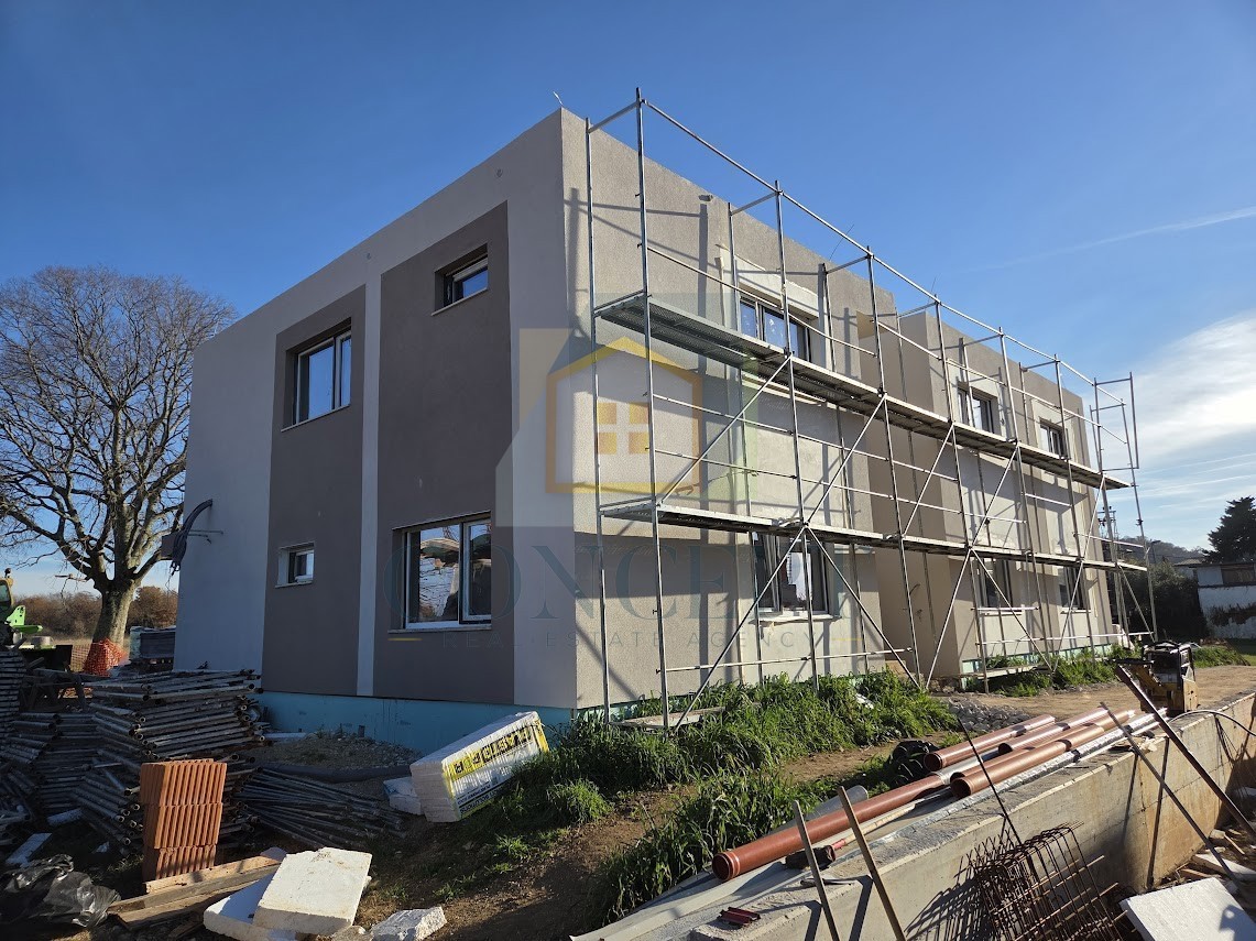 Poreč, dintorni, Appartamento al 1° piano con 3 camere da letto e terrazza sul tetto, a 3 km dal mare