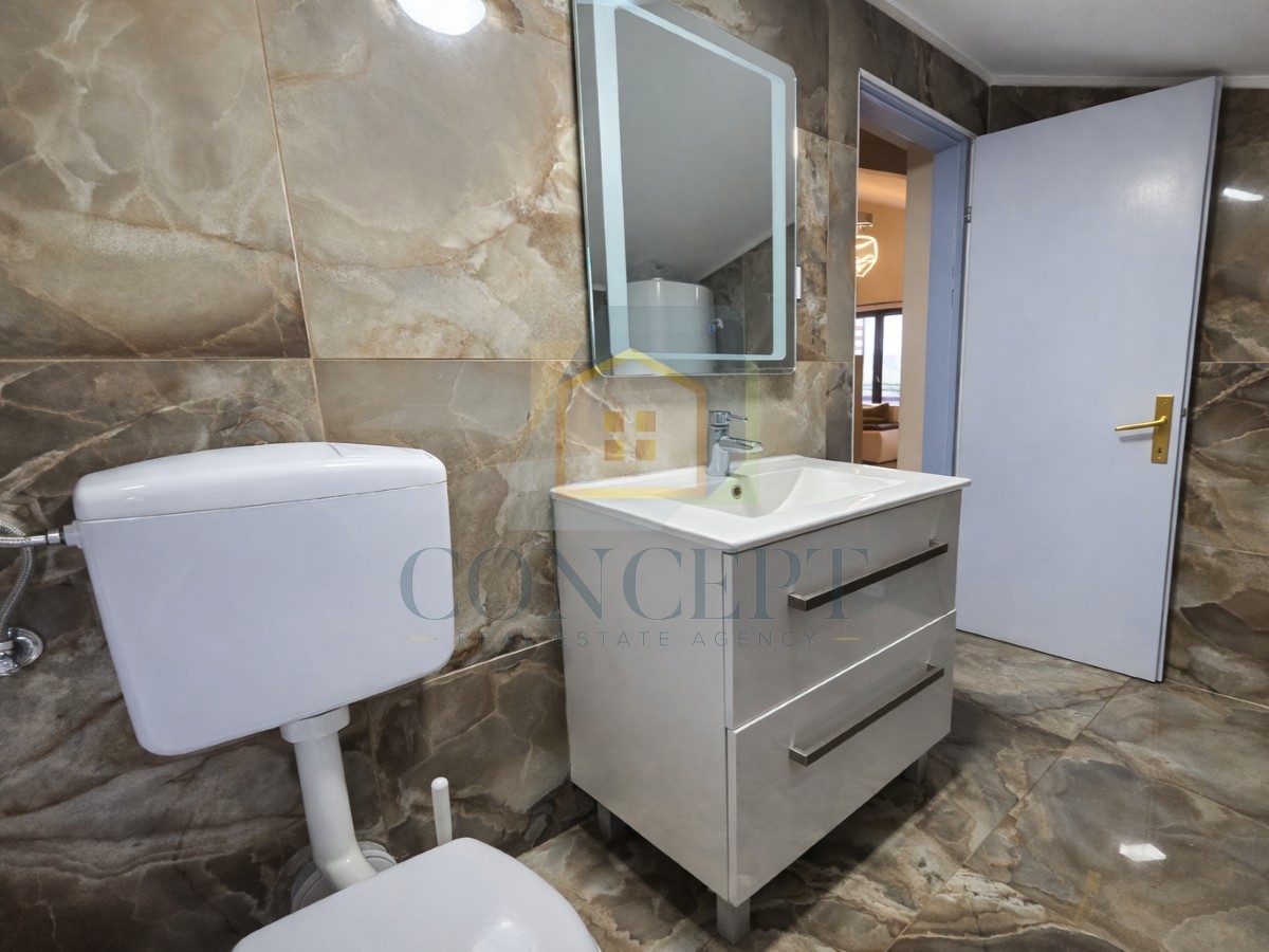 Poreč, Funtana, Ampio appartamento con due camere da letto, a 400 m dal mare