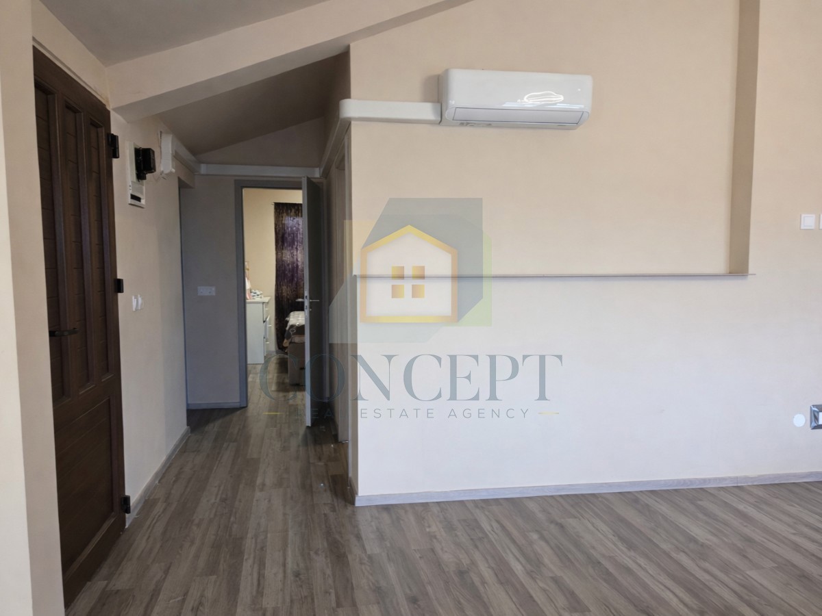 Poreč, Funtana, Ampio appartamento con due camere da letto, a 400 m dal mare