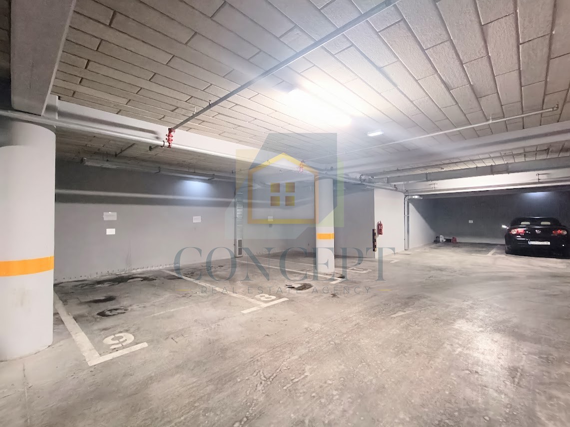 Poreč, centro, Appartamento al 2° piano di un nuovo edificio di lusso con garage, a 200 m dal mare