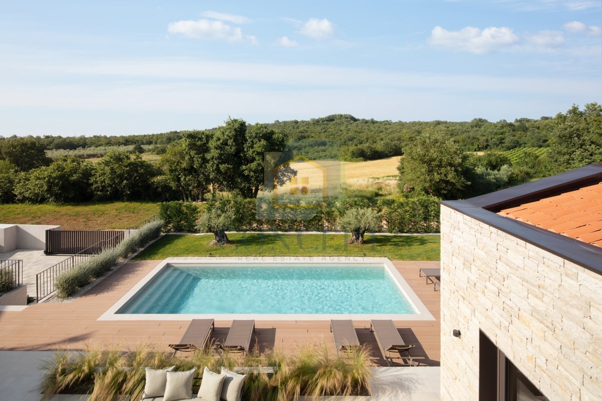 Poreč, Vrsar, dintorni, Villa di lusso indipendente in posizione tranquilla, 10 km dal mare