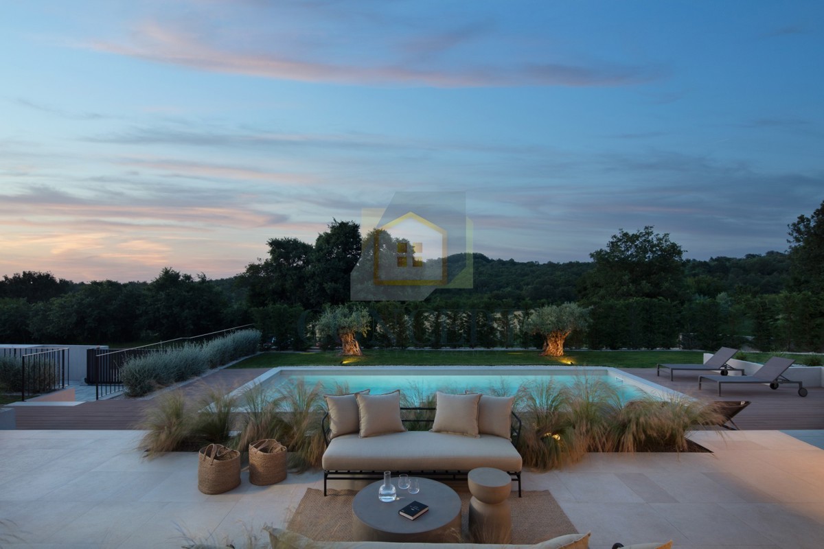 Poreč, Vrsar, dintorni, Villa di lusso indipendente in posizione tranquilla, 10 km dal mare