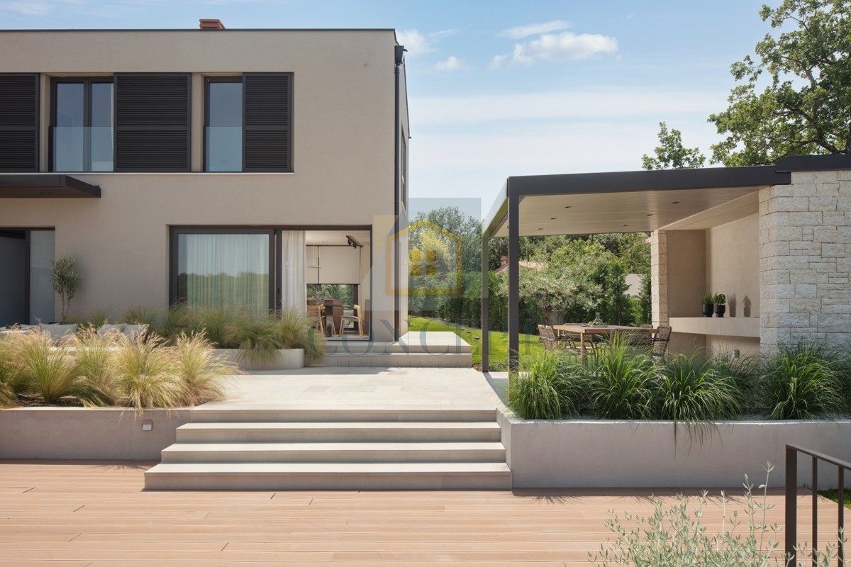 Poreč, Vrsar, dintorni, Villa di lusso indipendente in posizione tranquilla, 10 km dal mare