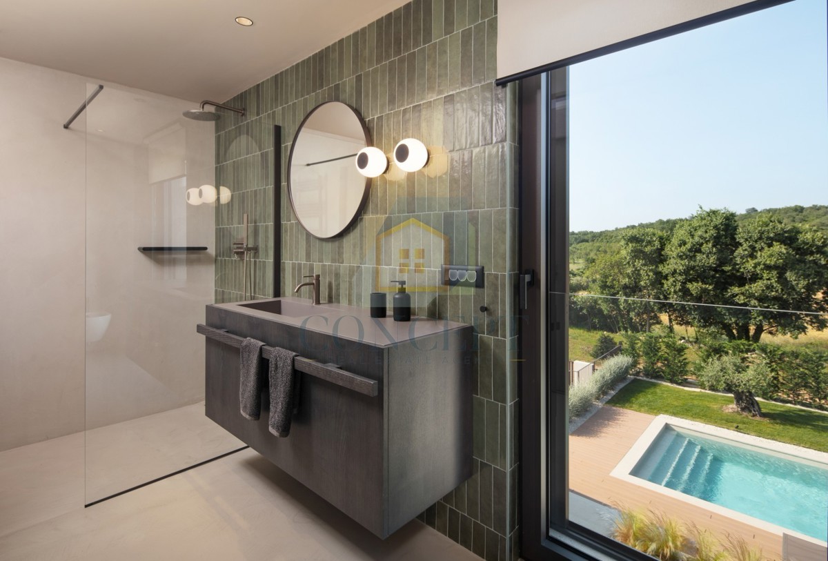 Poreč, Vrsar, dintorni, Villa di lusso indipendente in posizione tranquilla, 10 km dal mare