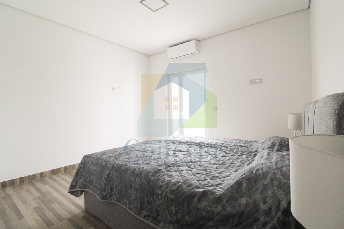 Poreč, dintorni, Casa con tre camere da letto e piscina in posizione tranquilla a 11 km dal mare