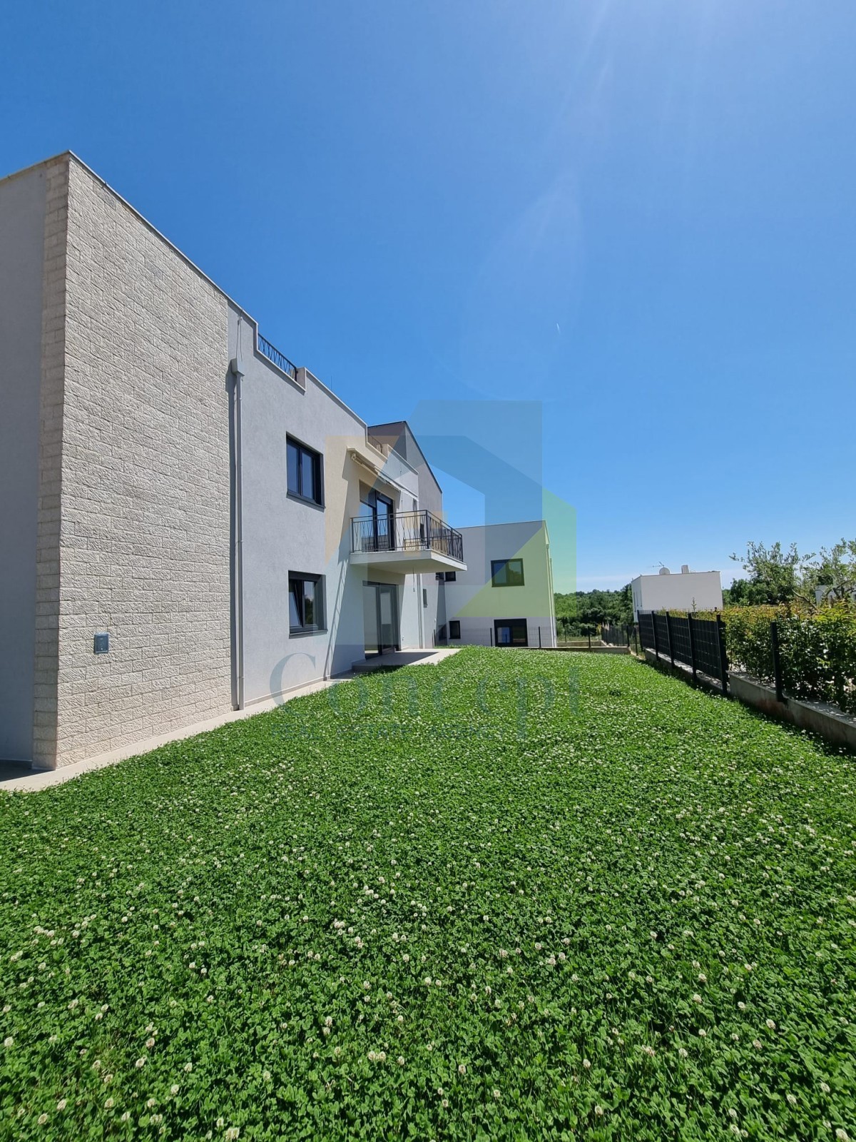 Poreč, dintorni, Appartamento al piano terra con 3 camere da letto e giardino, a 1 km dal mare