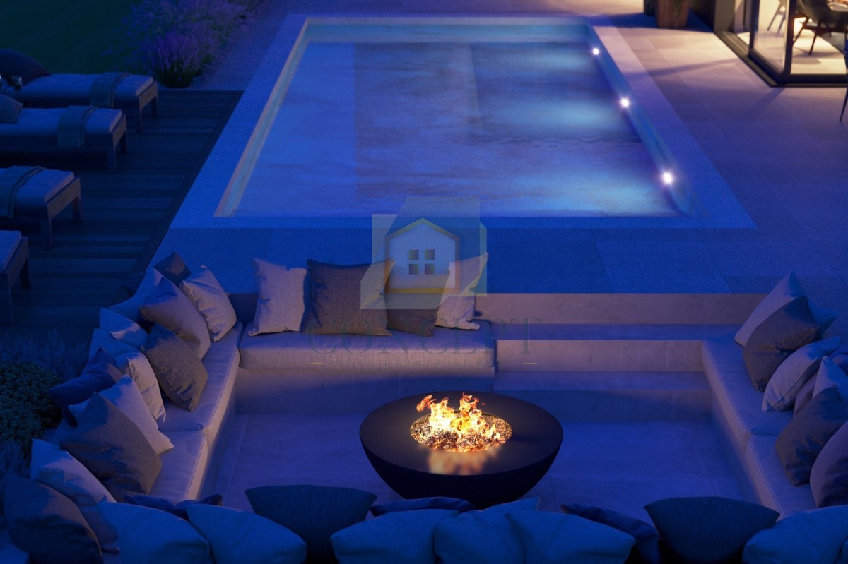 Poreč, dintorni, Moderna villa con piscina ai margini del villaggio, 17 km dal mare