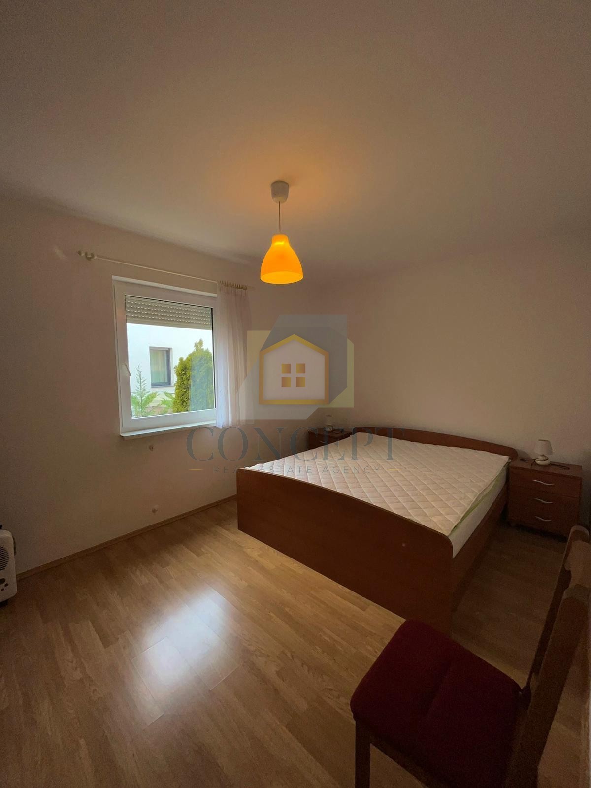 Poreč, dintorni, Casa con appartamenti in ottima posizione, a 800 m dal mare