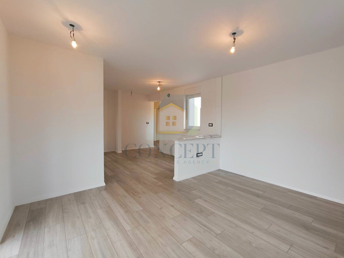 Poreč, dintorni, Appartamento al 1° piano con 2 camere da letto, 7 km dal mare