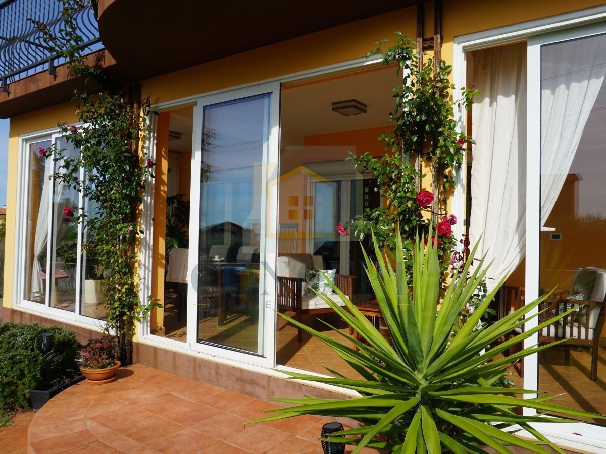 Poreč, dintorni, Casa familiare con piscina e vista mare, 12 km dal mare