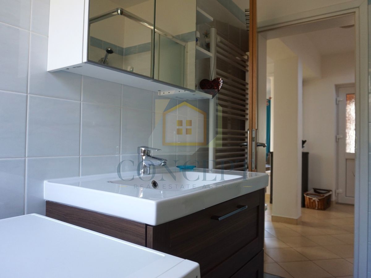 Poreč, dintorni, Casa familiare con piscina e vista mare, 12 km dal mare