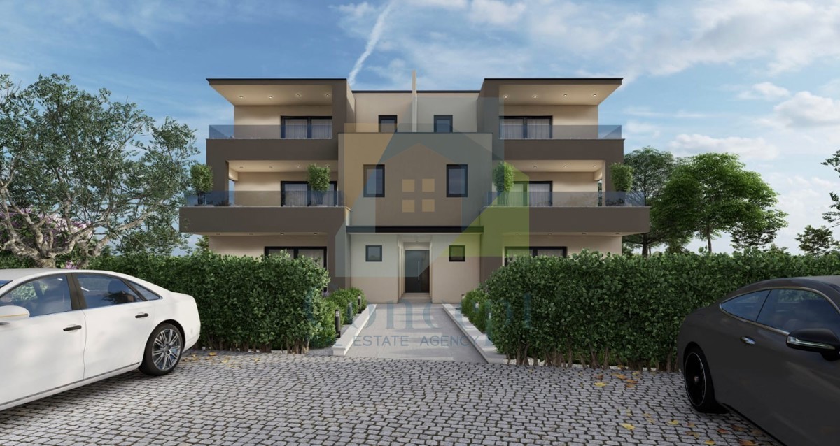 Poreč, dintorni, Lussuoso appartamento su due piani con vista mare, a 3 km dal mare.