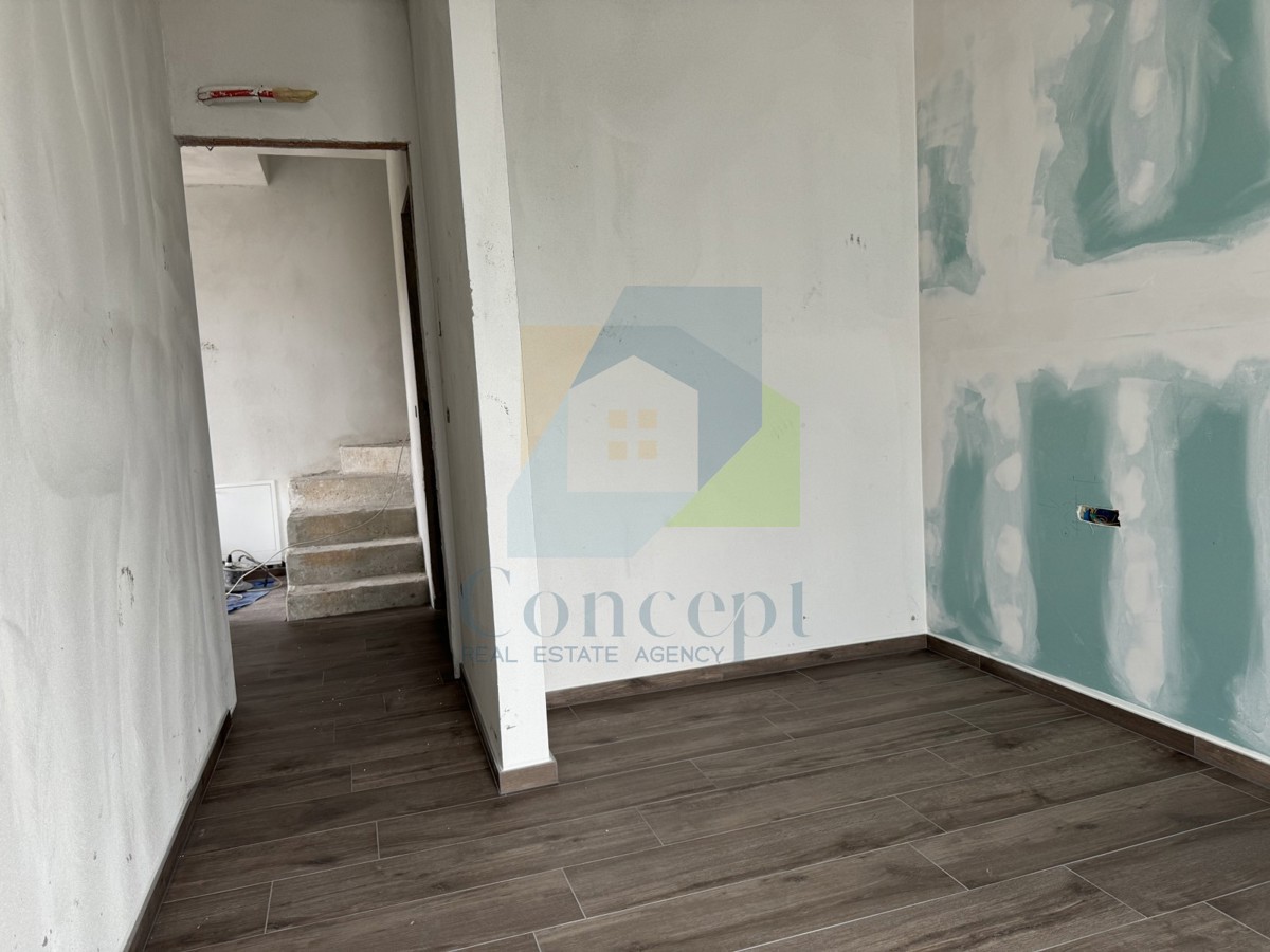 Umag, zona, Appartamento di lusso su due piani con terrazza sul tetto, a 300 m dal mare