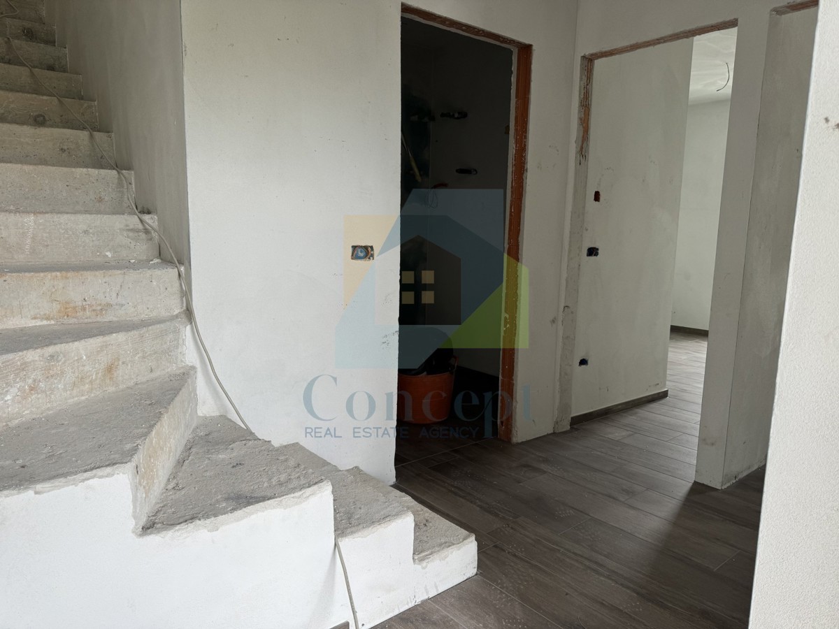 Umag, zona, Appartamento di lusso su due piani con terrazza sul tetto, a 300 m dal mare