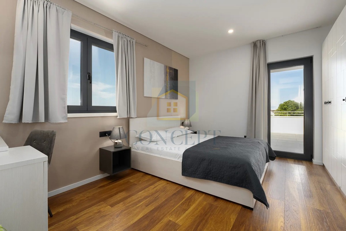 Villa moderna a Parenzo con vista mare!