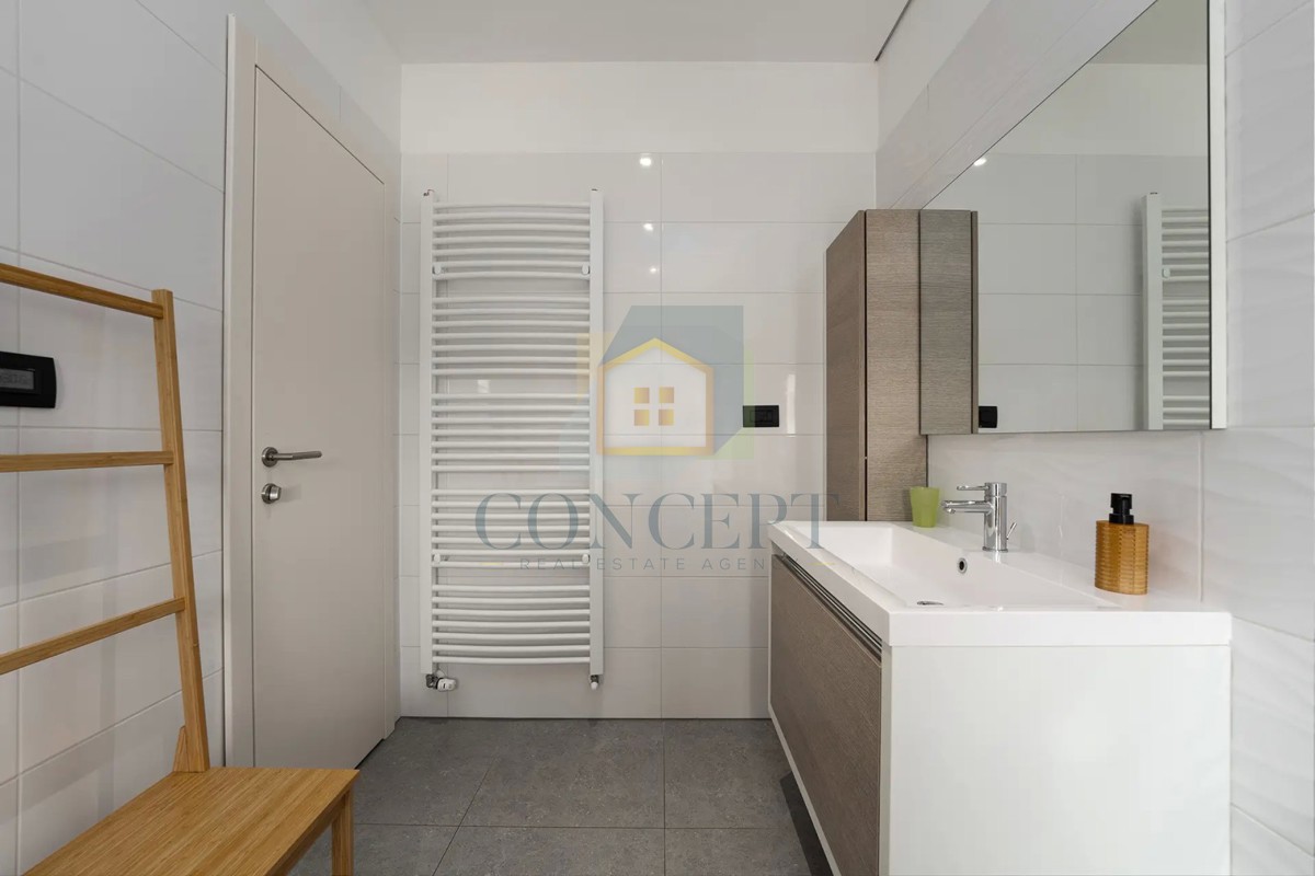 Villa moderna a Parenzo con vista mare!