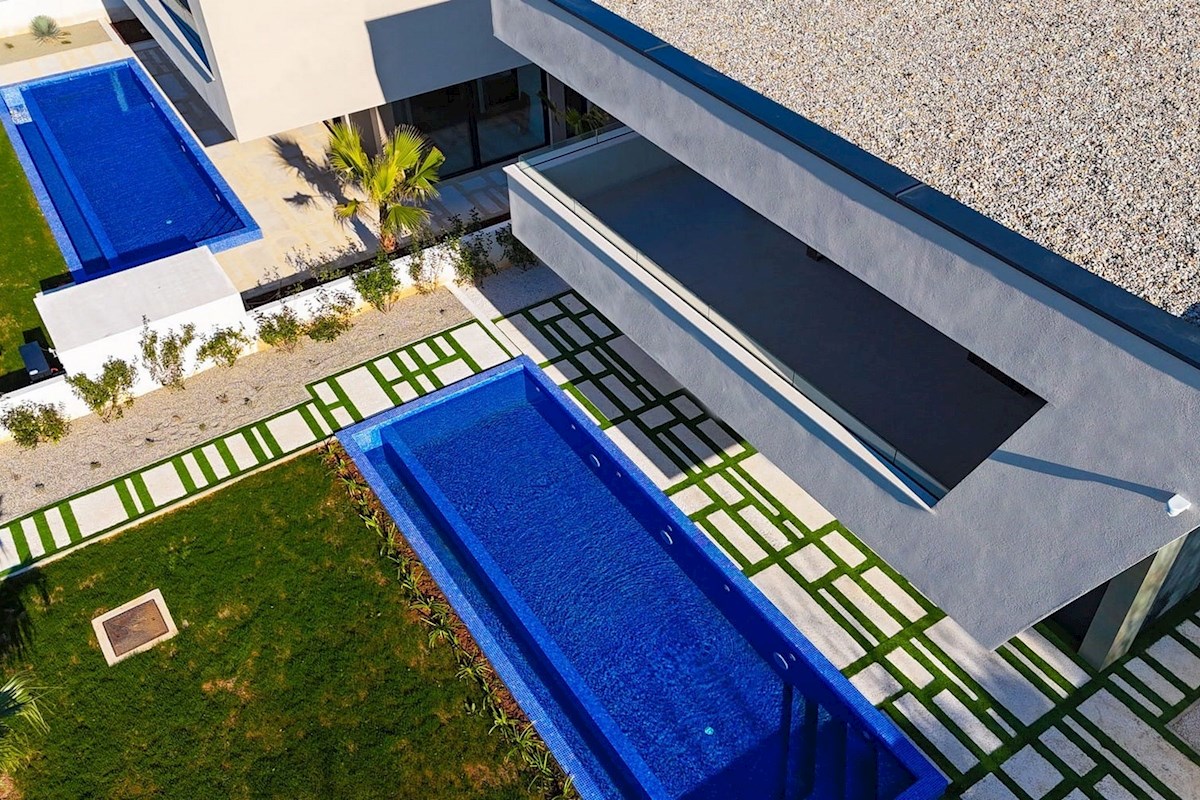 Ville fronte mare in un esclusivo mini resort vicino a Zara