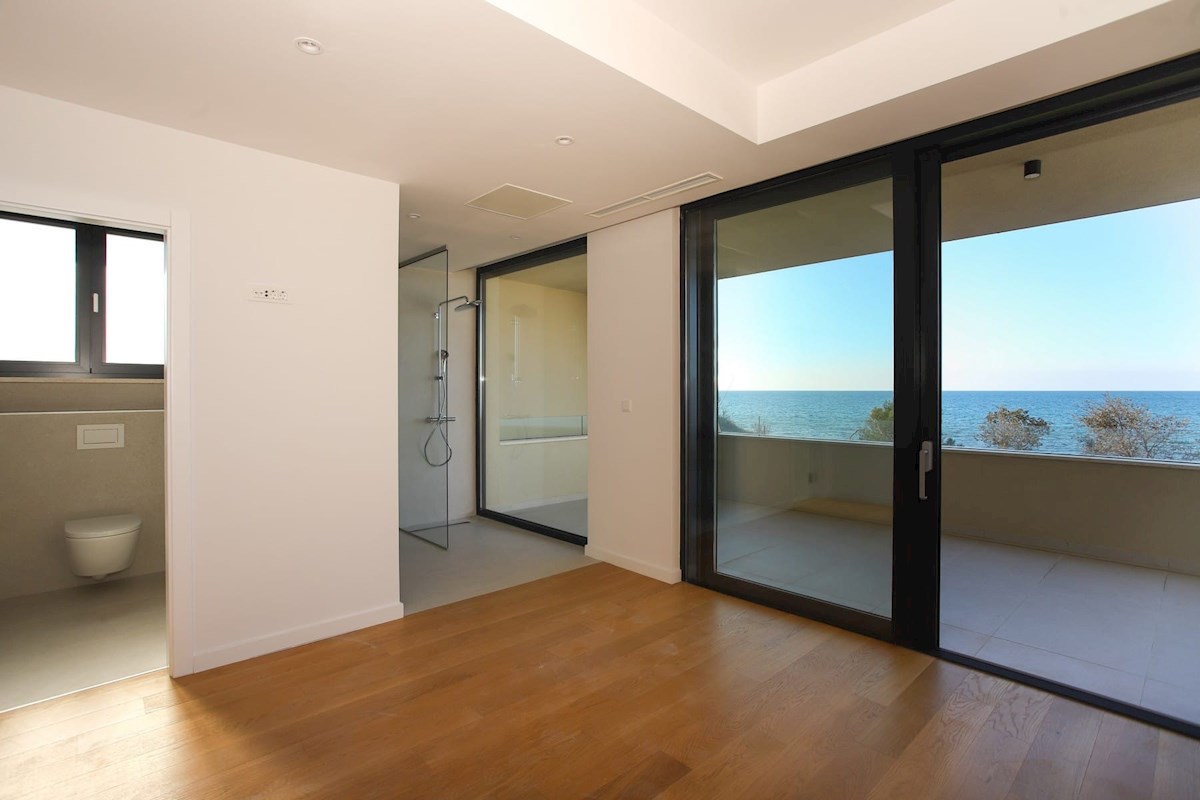 Ville fronte mare in un esclusivo mini resort vicino a Zara