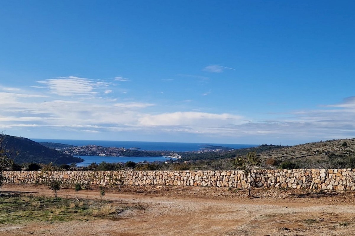 Una residenza unica con vista panoramica sul mare vicino a Rogoznica