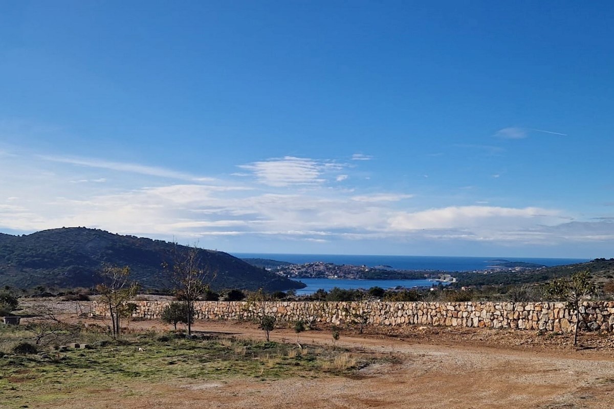 Una residenza unica con vista panoramica sul mare vicino a Rogoznica