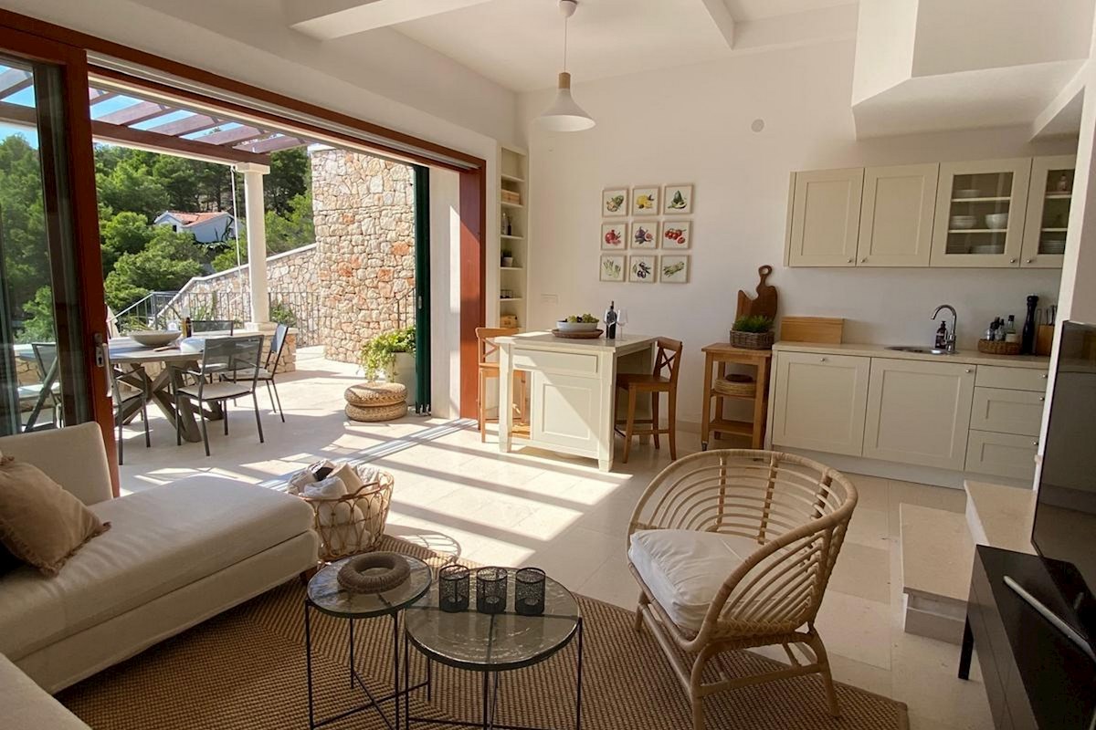 Villa Tramonto - 1a fila al mare, Milna