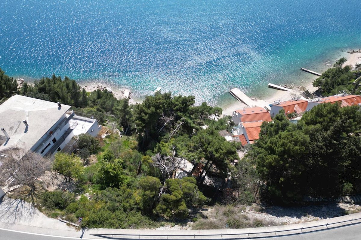 Terreno edificabile in riva al mare