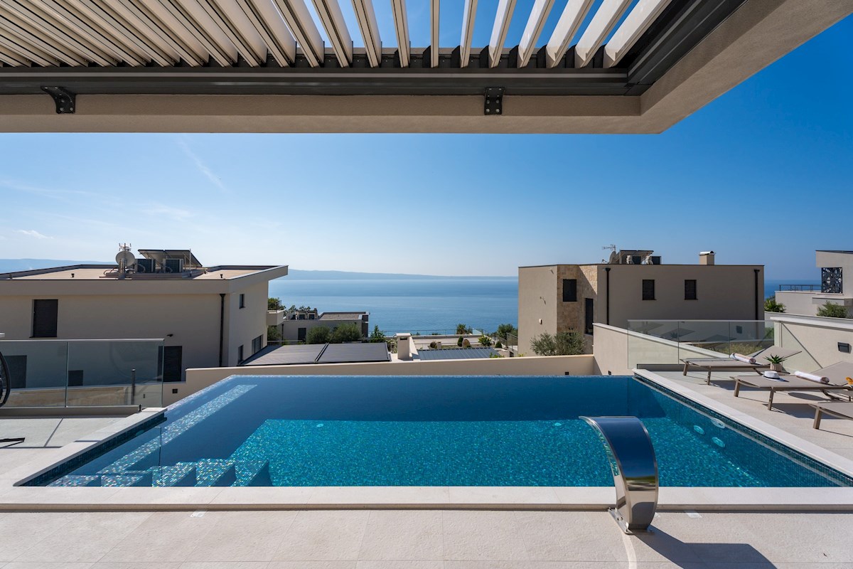Villa moderna di nuova costruzione con vista sul mare aperto vicino a Spalato