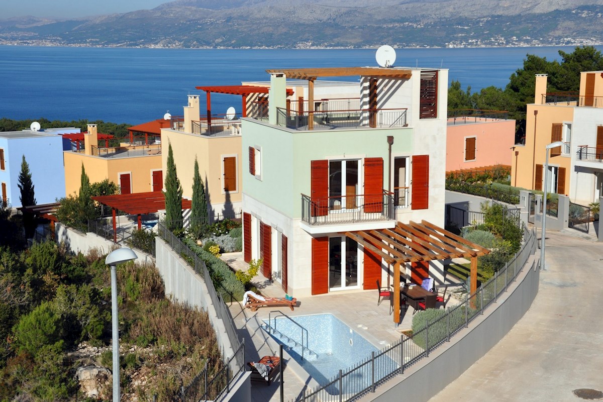 Azure Bay Residence - Moderne ville mediterranee con piscina sull'isola di Brač