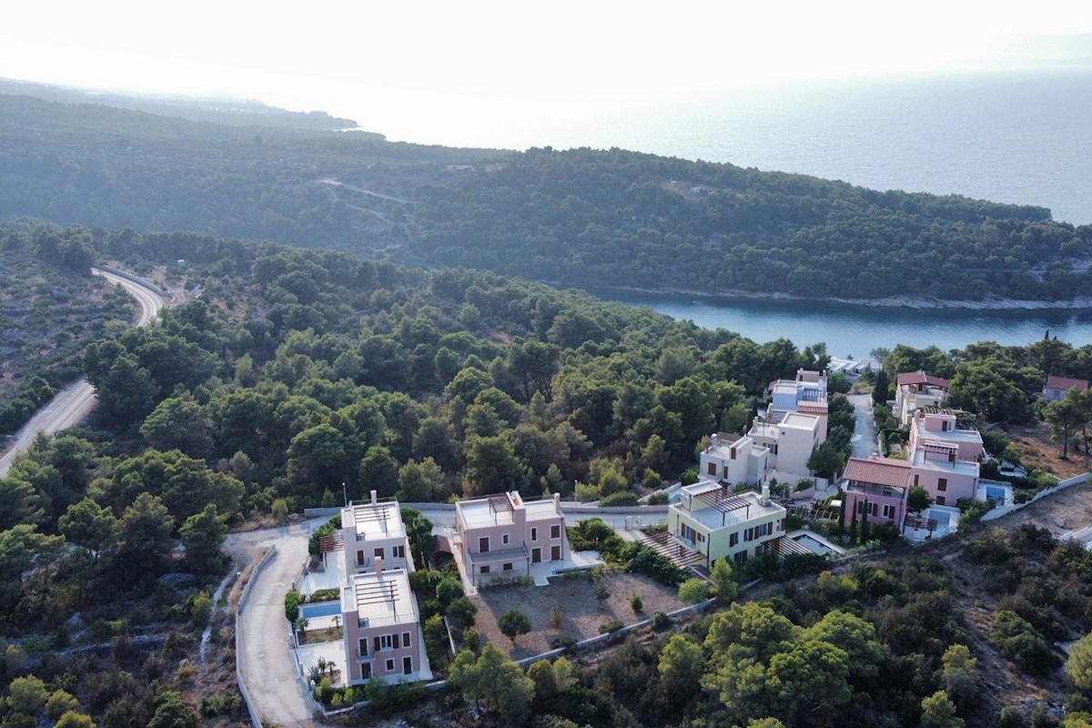 Azure Bay Residence - Moderne ville mediterranee con piscina sull'isola di Brač