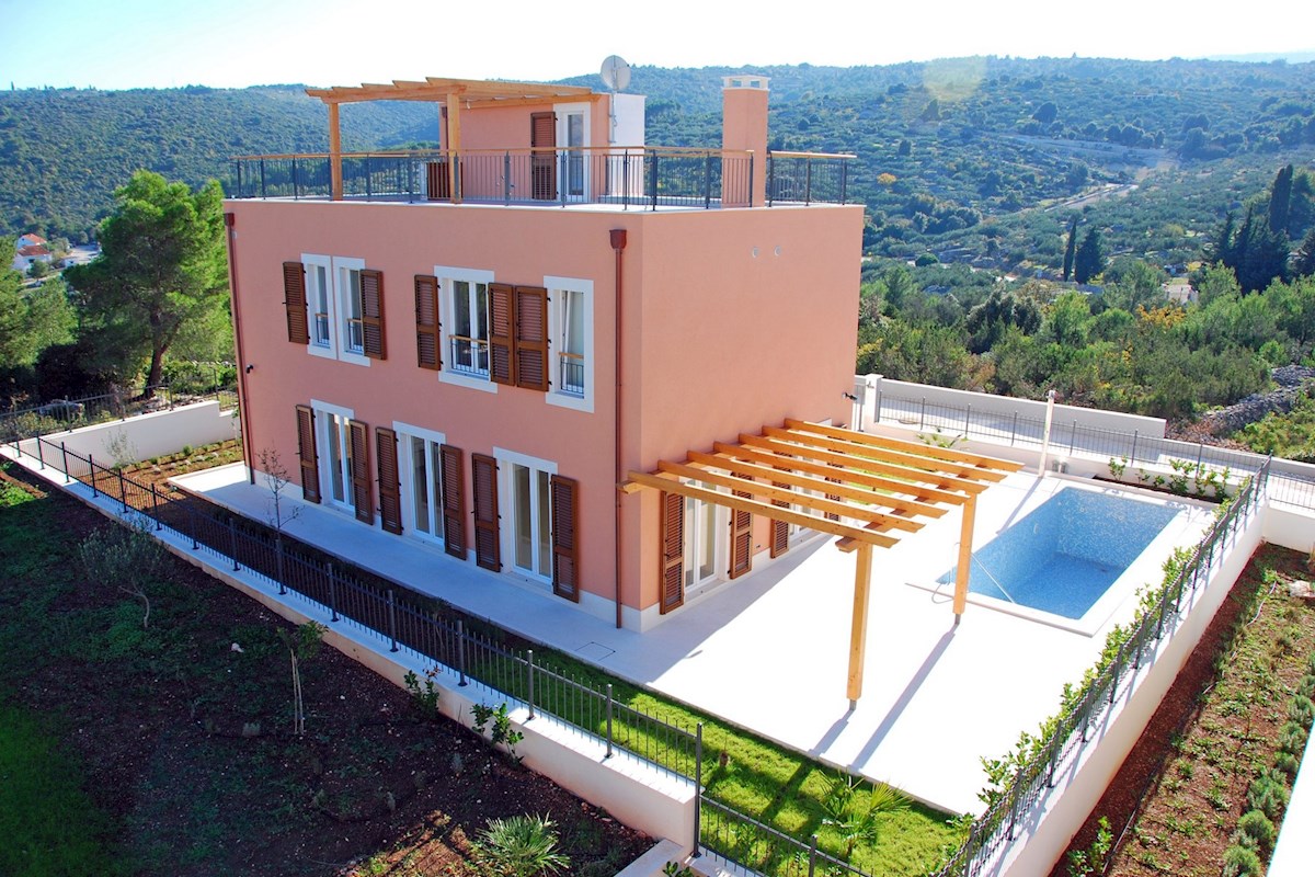 Azure Bay Residence - Moderne ville mediterranee con piscina sull'isola di Brač