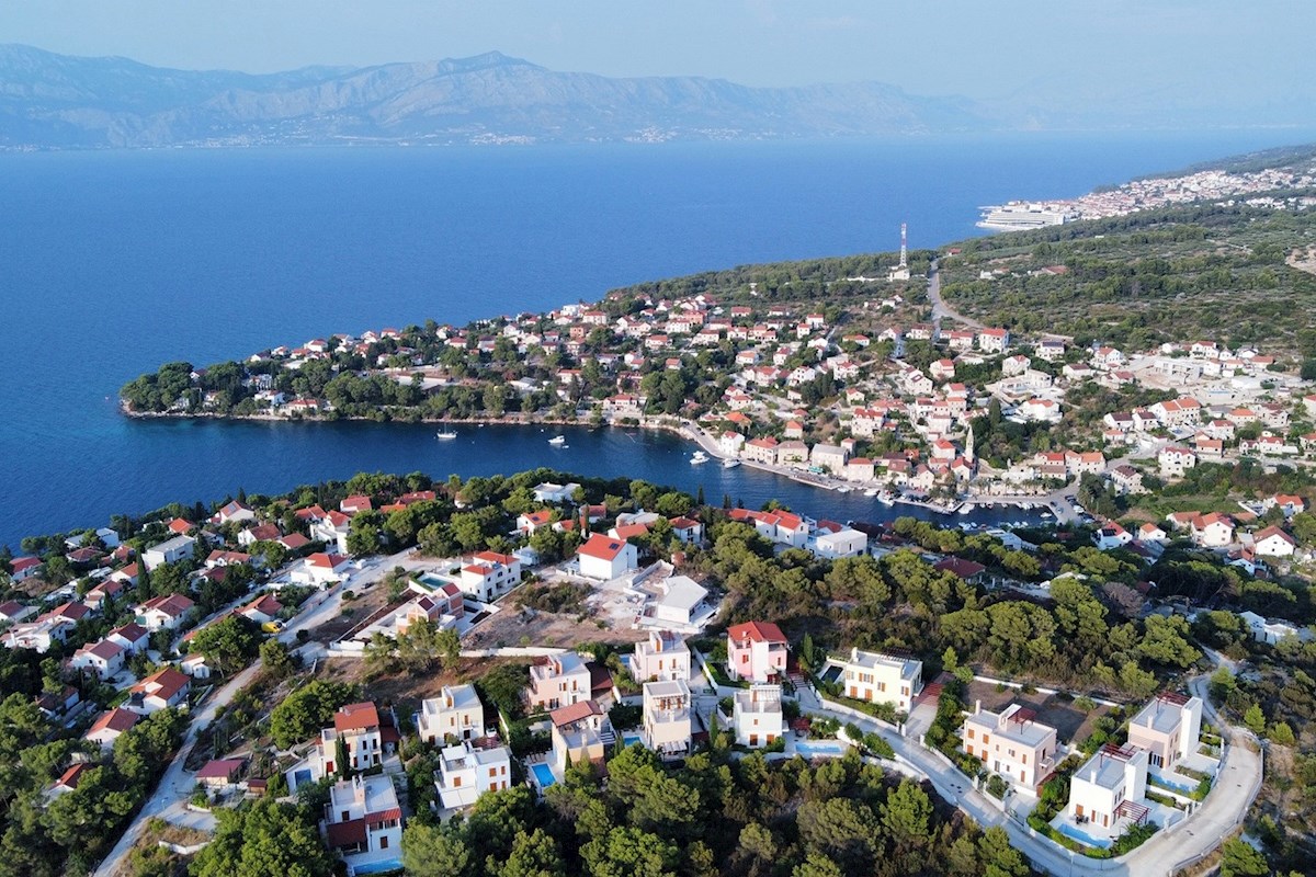 Azure Bay Residence - Moderne ville mediterranee con piscina sull'isola di Brač