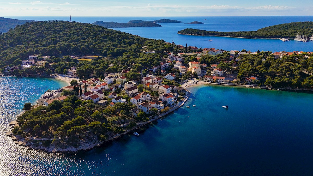 Casa d'appartamenti, Rogoznica