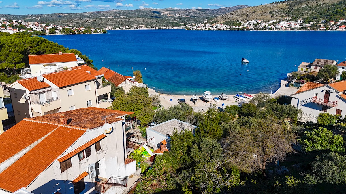 Casa d'appartamenti, Rogoznica